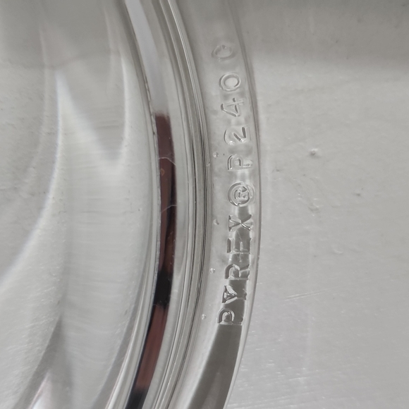 Vintage CorningWare Grabit Bowls with Pyrex Lids - Picture 8 of 12